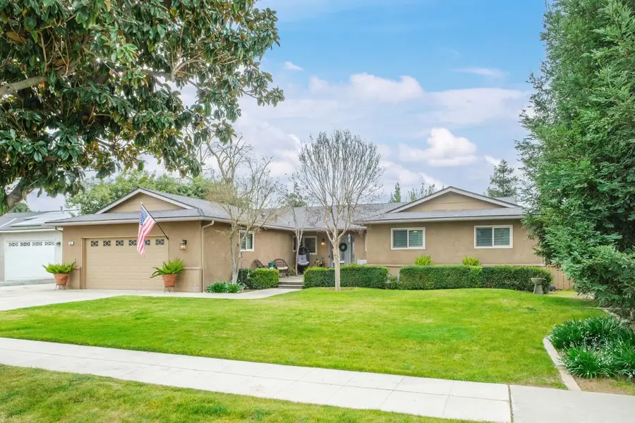 1637 W Los Altos Avenue, Fresno, CA 93711 - #2