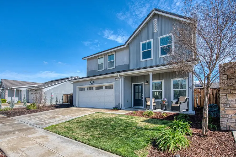 2105 N Hughes Avenue, Clovis, CA 93619 - #3