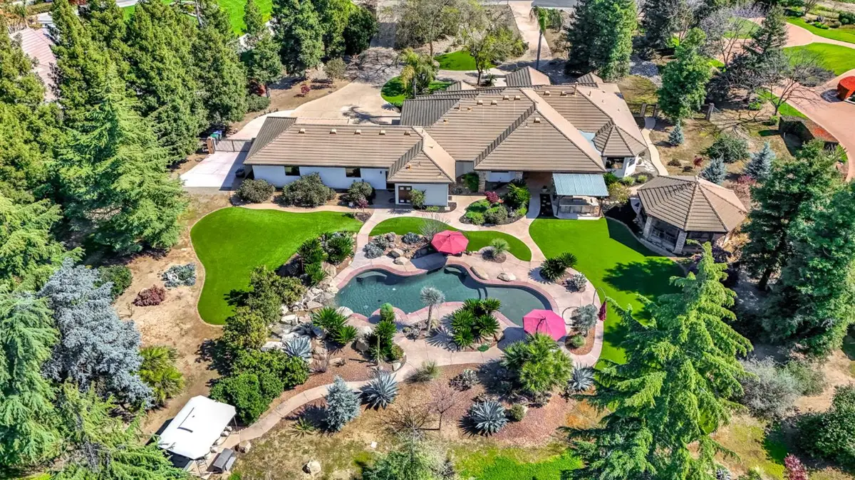 6766 E Carmalee Lane, Fresno, CA 93727 - #1