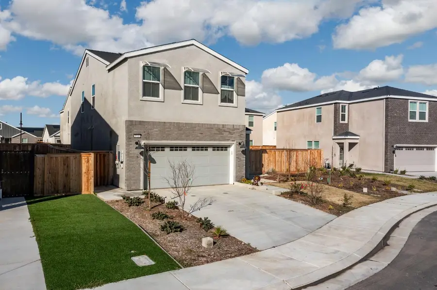 8916 Savona Lane, Shafter, CA 93263 - #2