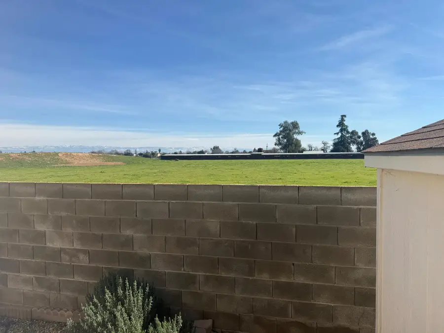 2575 S Willow #63, Fresno, CA 93725 - #3