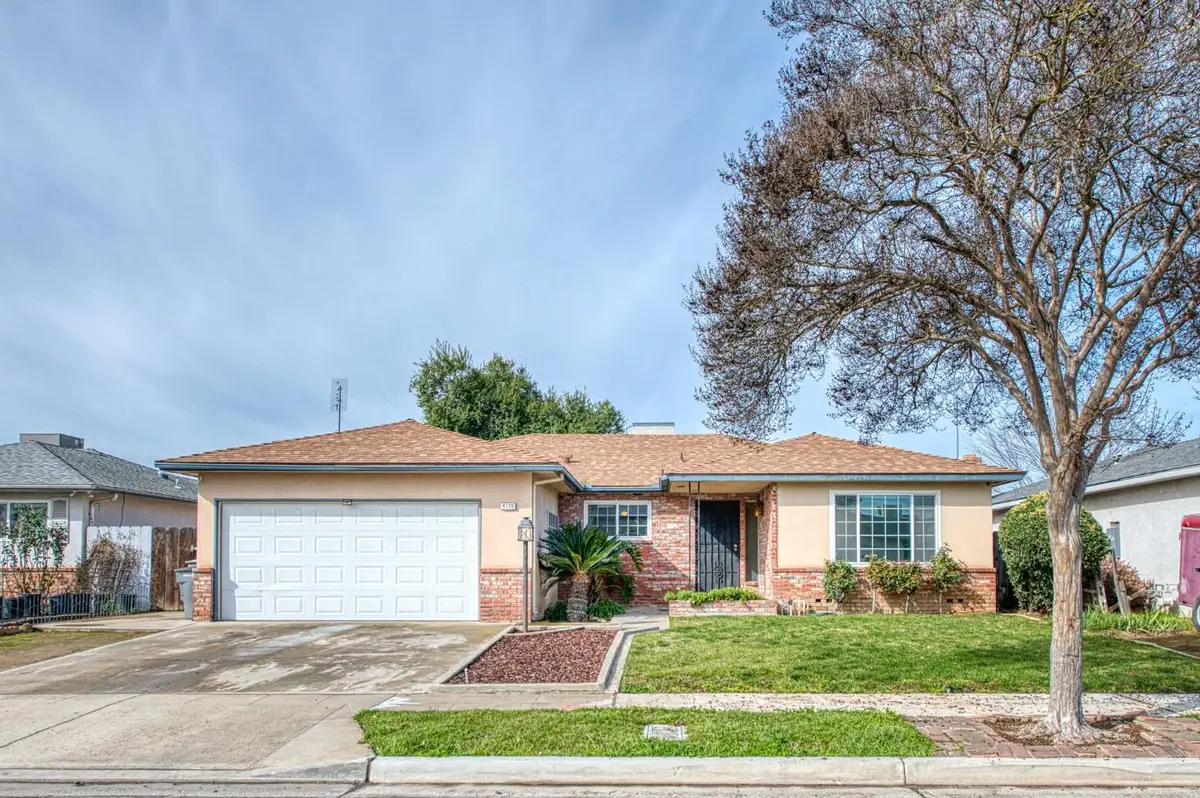 4129 N Ricewood Avenue, Fresno, CA 93705 - #1