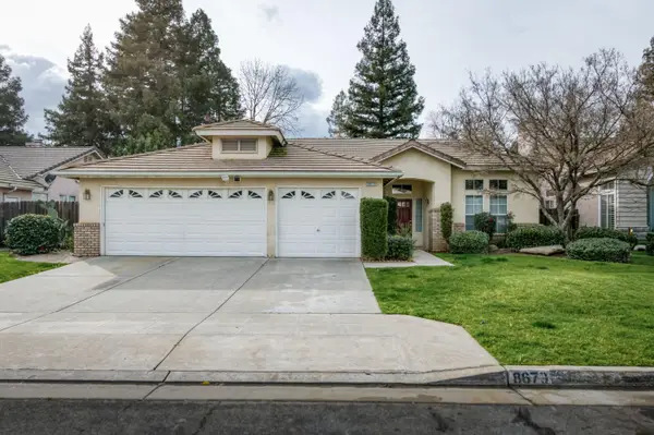 8679 N Whitney Avenue, Fresno, CA 93720