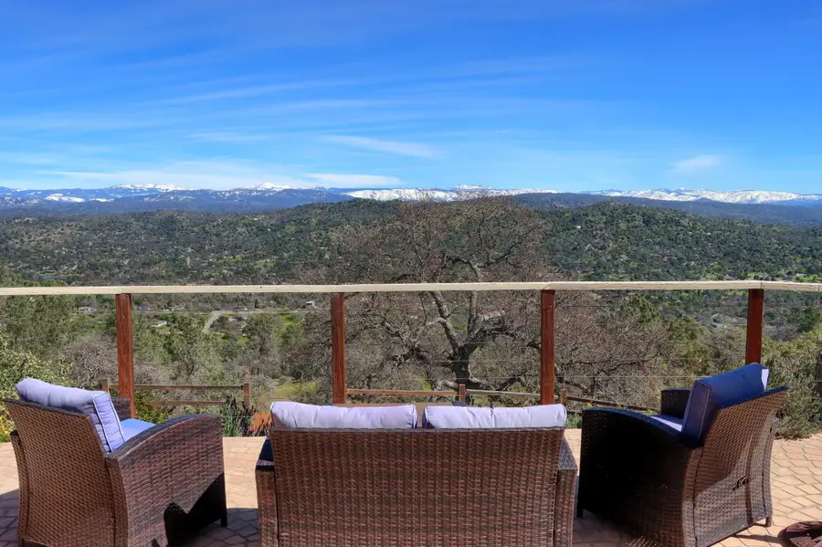 41915 John Muir Drive, Coarsegold, CA 93614 - #3