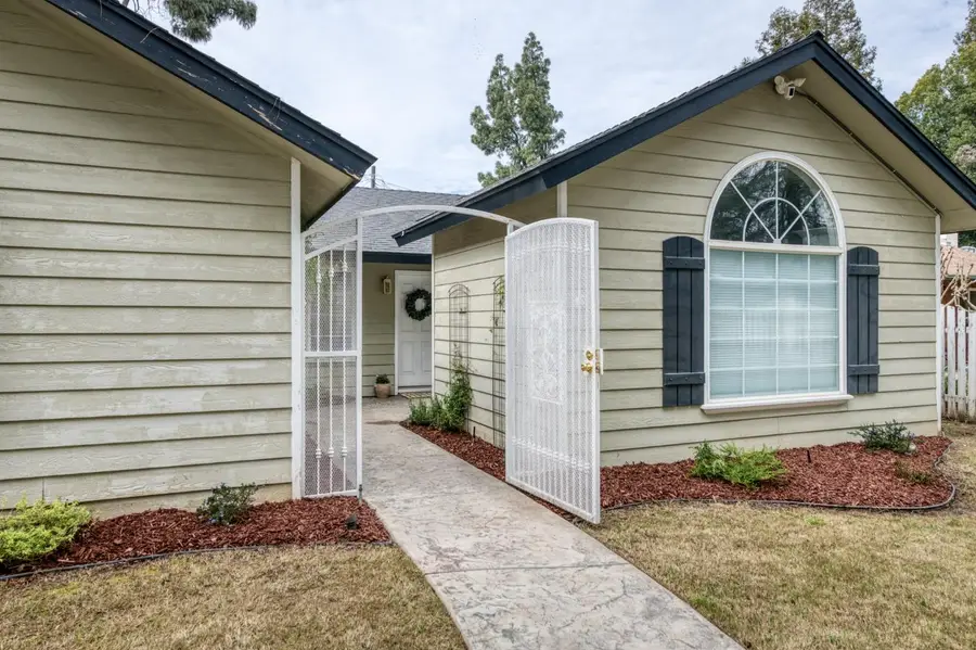 3519 N Van Ness Boulevard, Fresno, CA 93704 - #2