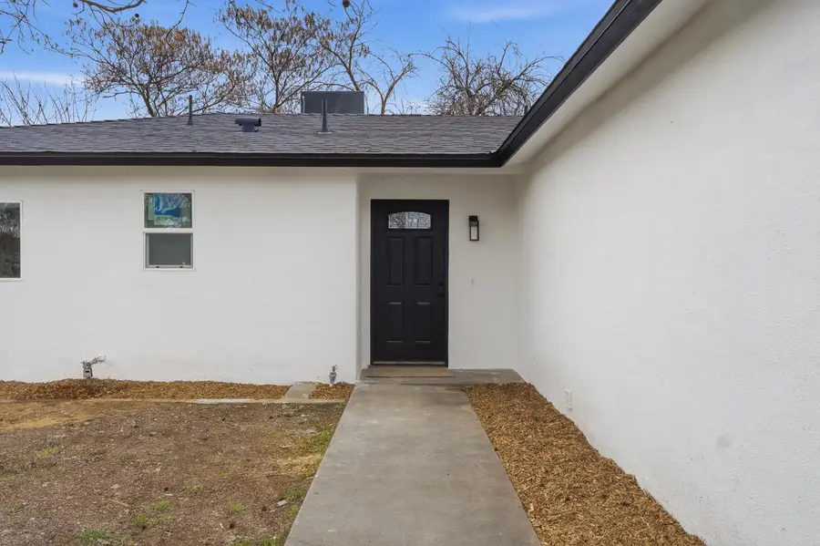 4573 N Woodson Avenue, Fresno, CA 93705 - #3