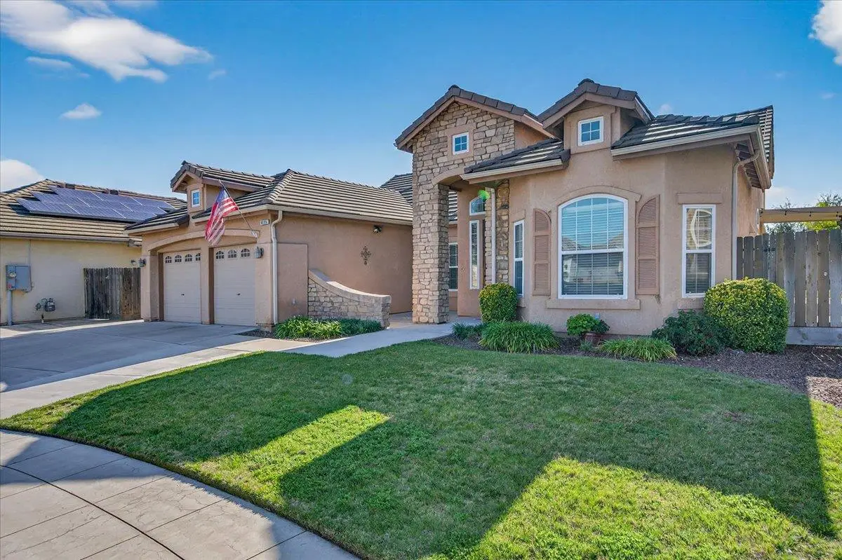 6395 W Portals Avenue, Fresno, CA 93723 - #1