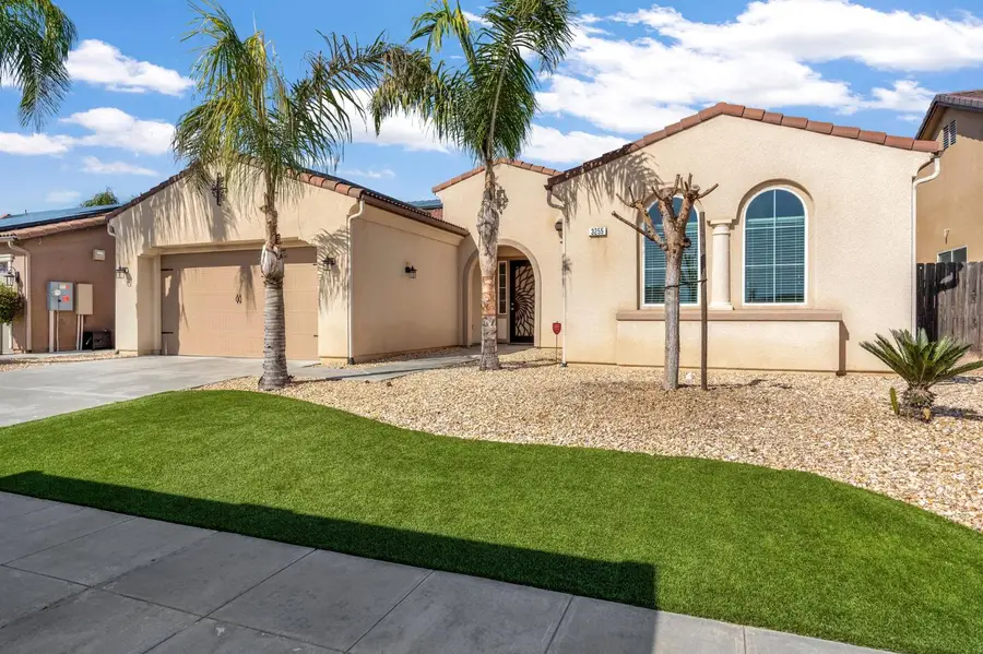 3255 Roberts Avenue, Clovis, CA 93619 - #2