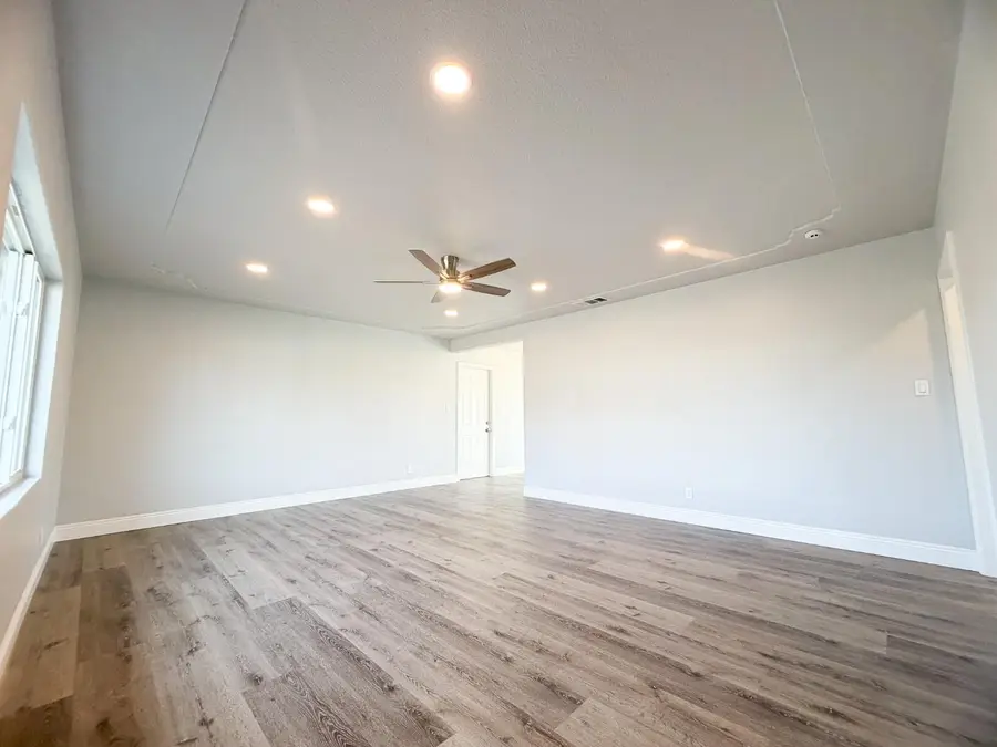 3812 E Clinton Avenue, Fresno, CA 93703 - #2