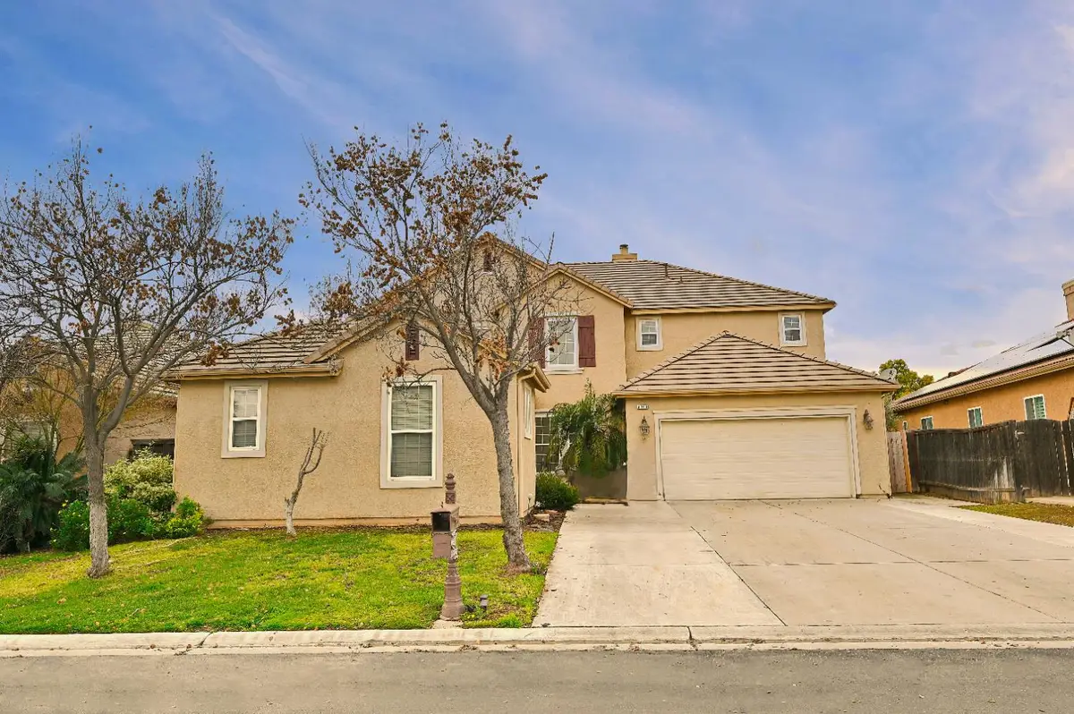 4793 N Emerald Peak Drive, Clovis, CA 93619 - #1