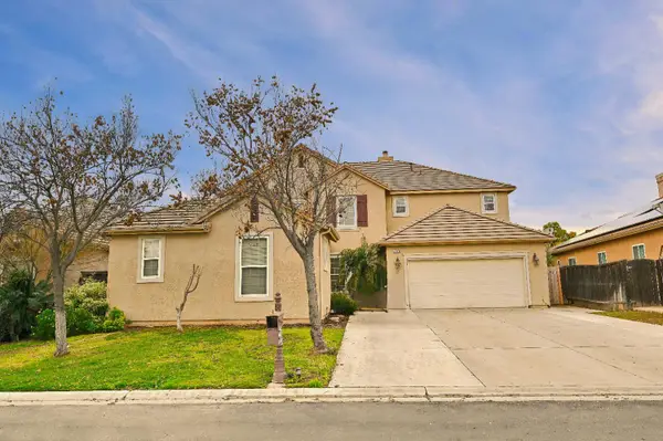 4793 N Emerald Peak Drive, Clovis, CA 93619