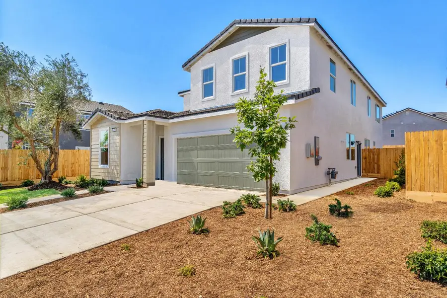 966 Deerhorn Drive W, Madera, CA 93636 - #3