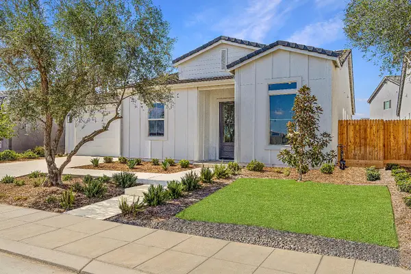 856 Traverse Drive S, Madera, CA 93636