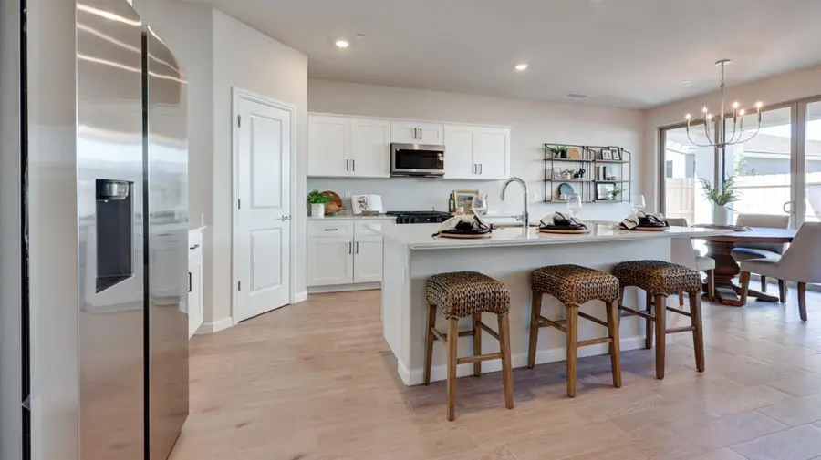 2463 E Okeefe Drive, Fresno, CA 93720 - #2