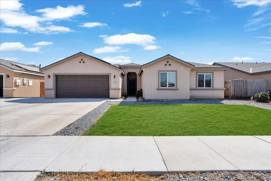 2439 Madeline Drive, Hanford, CA 93230 - #2