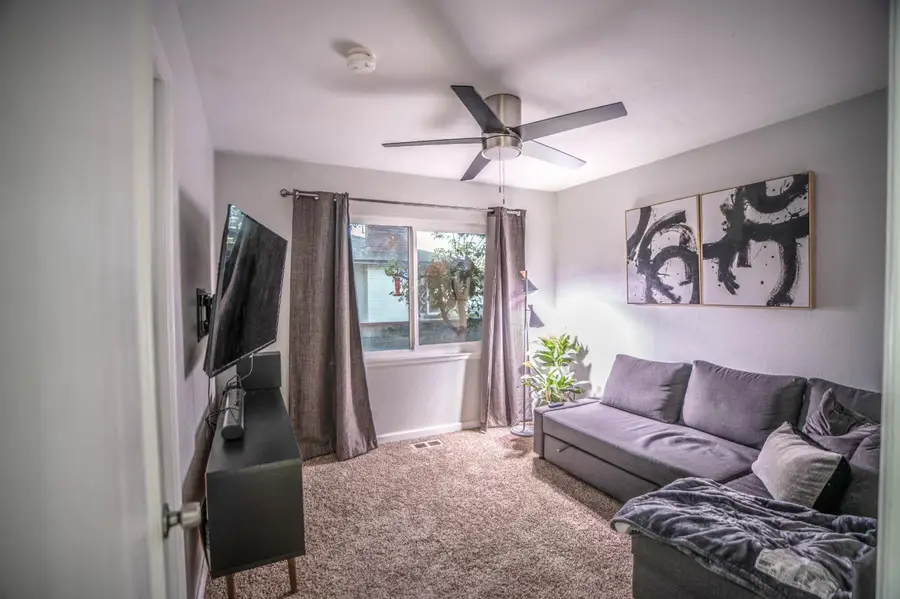 1447 W Normal Avenue, Fresno, CA 93705 - #2