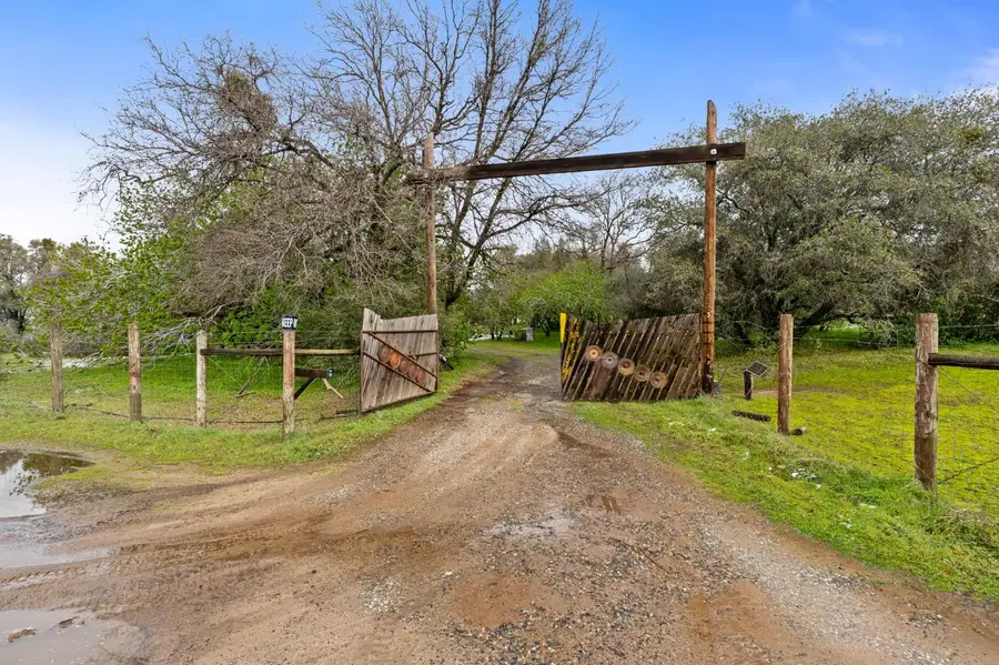 35255 Auberry Road, Auberry, CA 93602 - #2