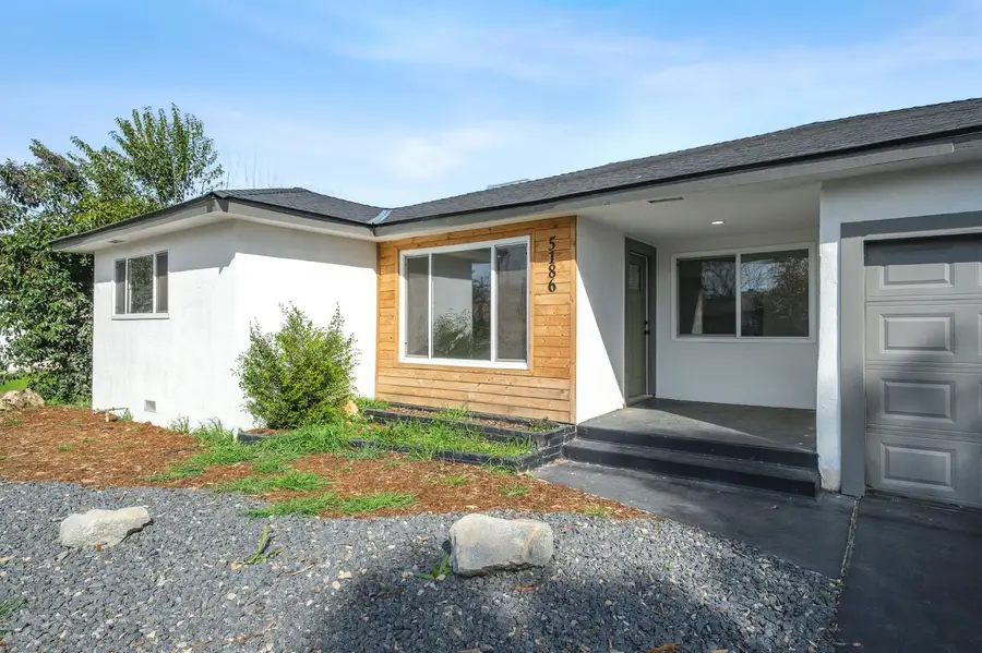 5186 N Callisch Avenue, Fresno, CA 93710 - #3