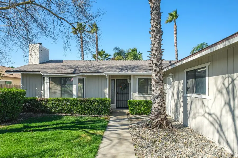 3110 Ezie, Clovis, CA 93611 - #3