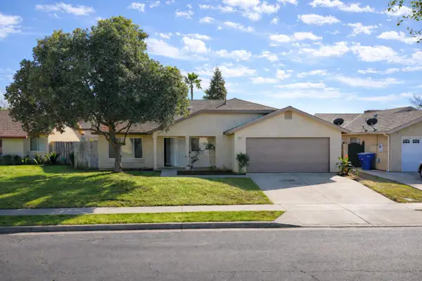 5691 W Santa Ana Avenue, Fresno, CA 93722