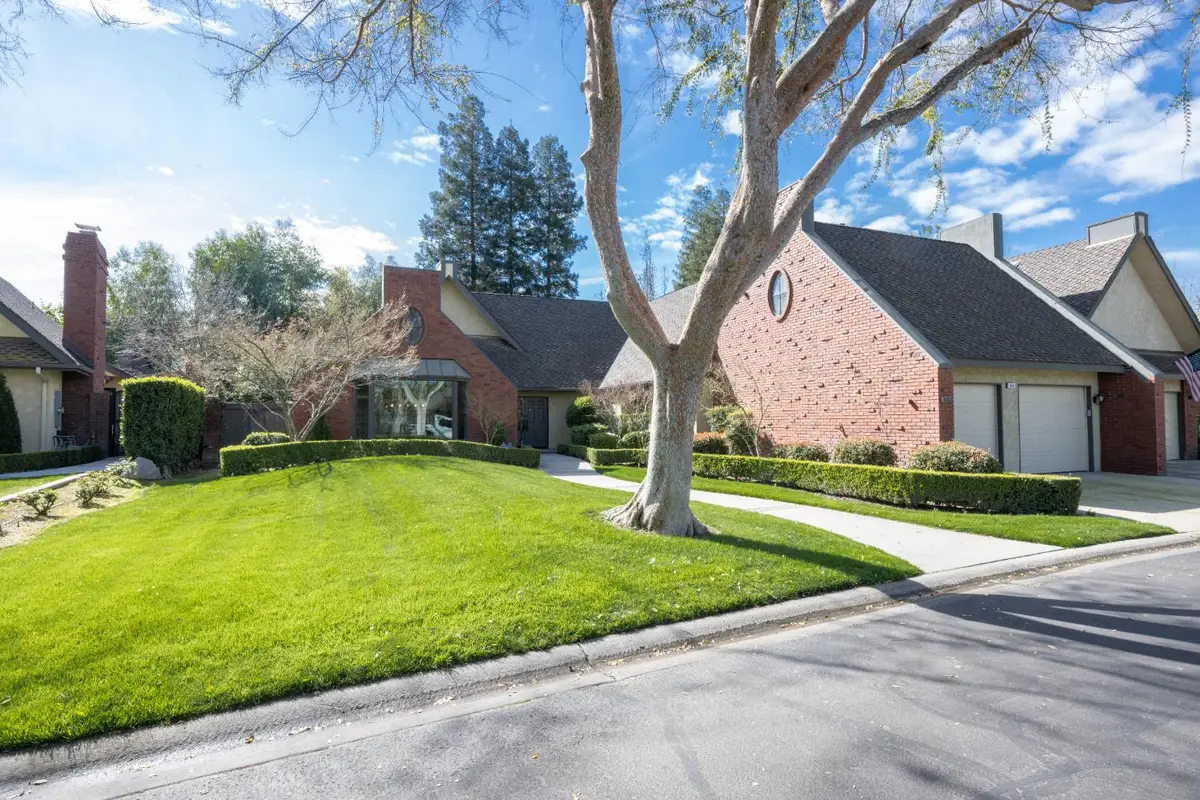 2555 W Bluff Avenue #143, Fresno, CA 93711 - #1