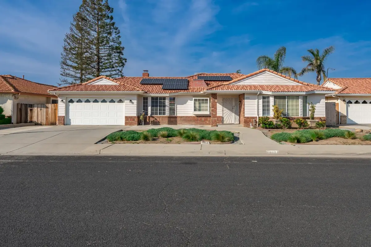 2377 Frederick Way, Madera, CA 93637 - #1