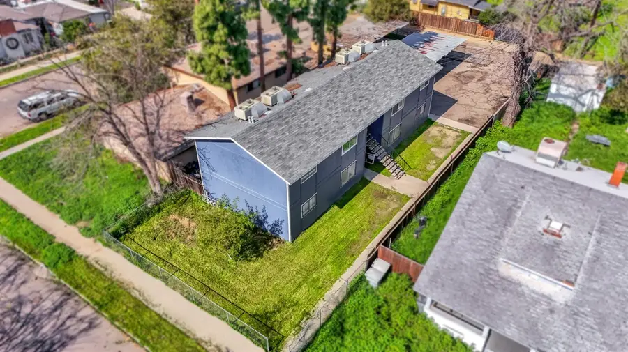 2311 E White Avenue, Fresno, CA 93701 - #3