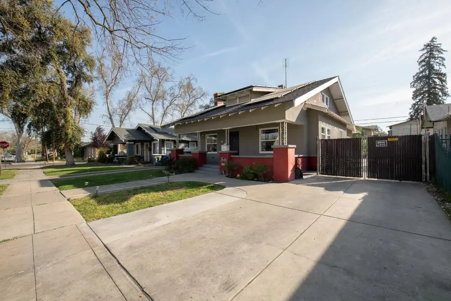 720 N Poplar Avenue, Fresno, CA 93728 - #2