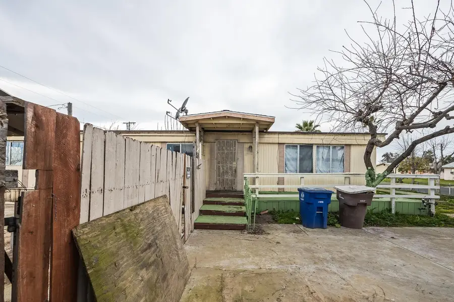 9631 Garden, Hanford, CA 93230 - #3