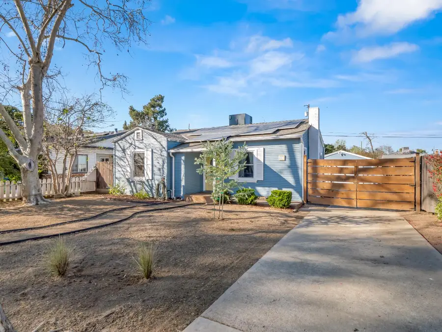 1117 E Sussex Way, Fresno, CA 93704 - #2