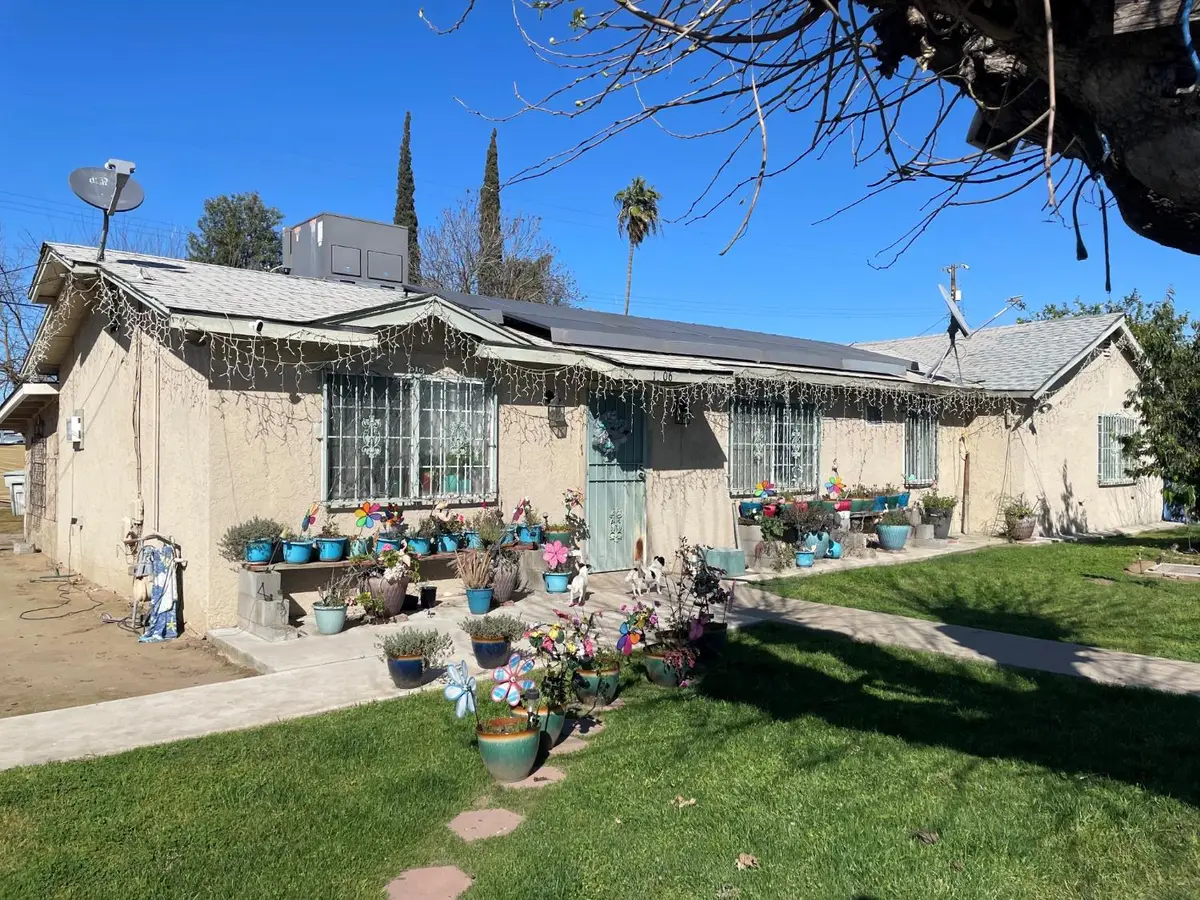 1606 W Thomas Avenue, Fresno, CA 93728 - #1