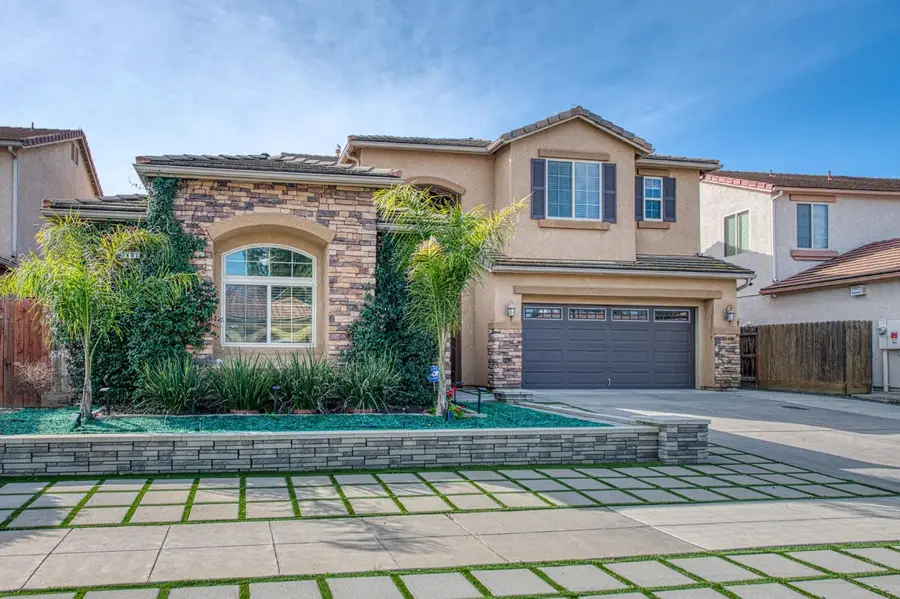 1407 E Via Marbella Drive, Fresno, CA 93730 - #3