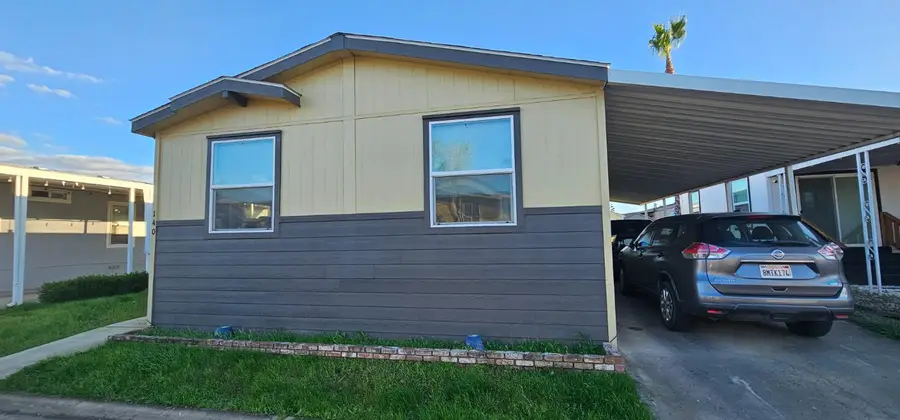 2575 S Willow, Fresno, CA 93725 - #2