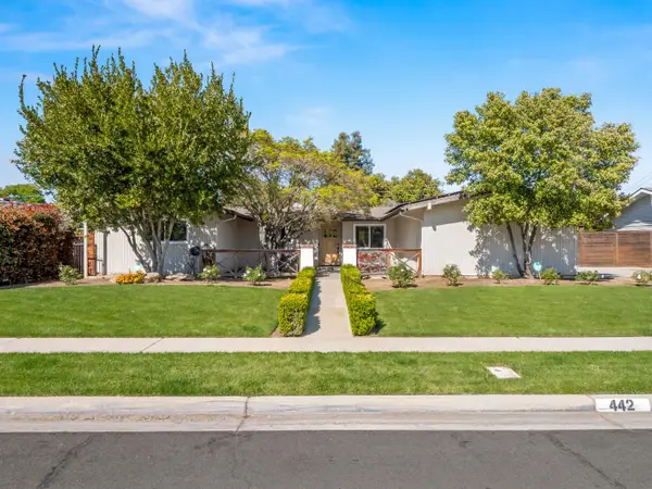 447 W Mesa Avenue, Fresno, CA 93704