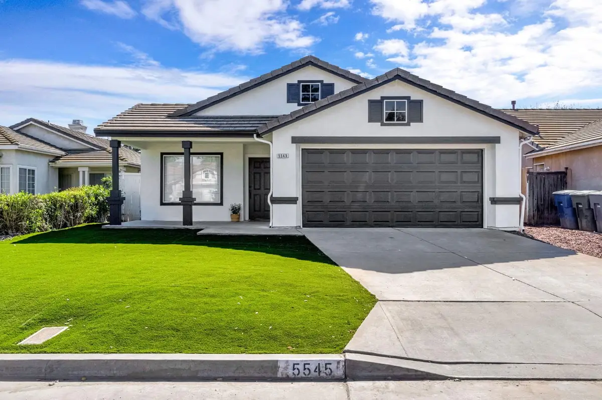 5545 W Norwich Avenue, Fresno, CA 93722 - #1