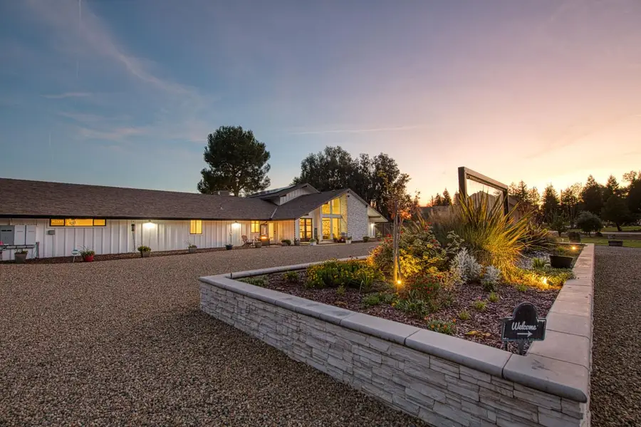 11735 E Santa Ana Avenue, Clovis, CA 93619 - #3