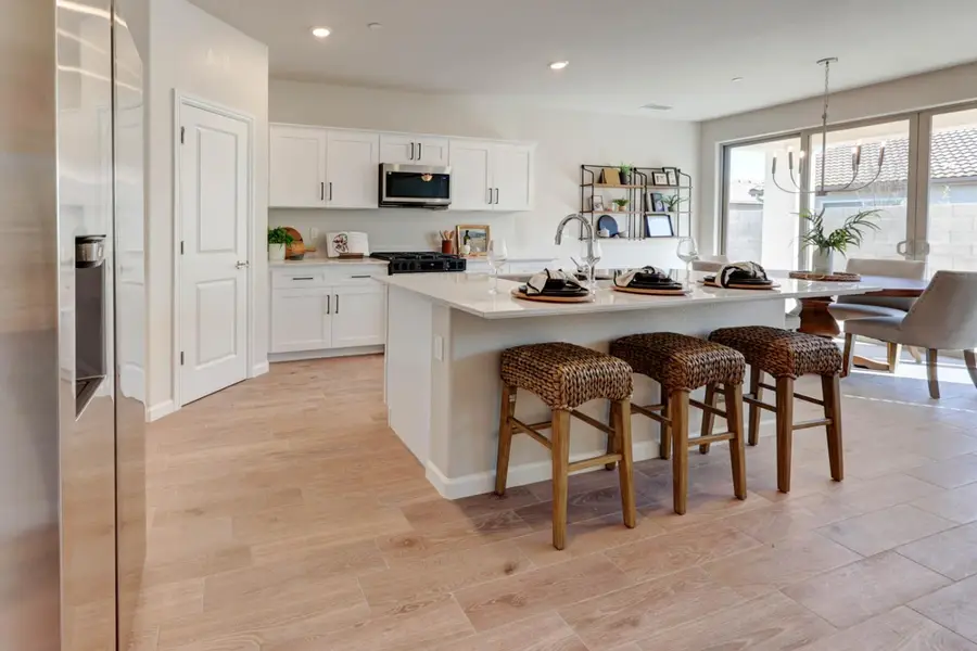 2471 E Okeefe Drive, Fresno, CA 93720 - #2