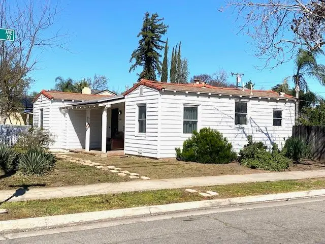 3004 N Thorne Avenue, Fresno, CA 93704 - #3