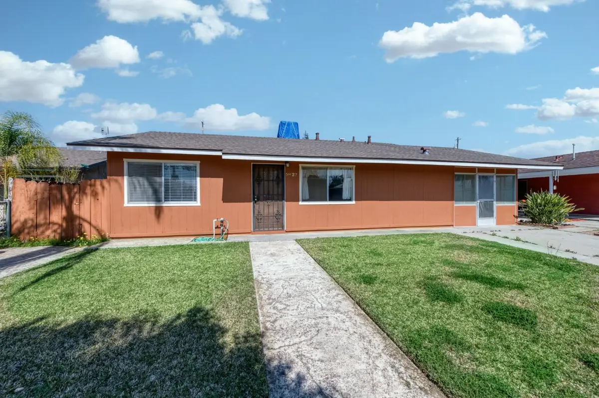 5927 E Garland Avenue, Fresno, CA 93727 - #1