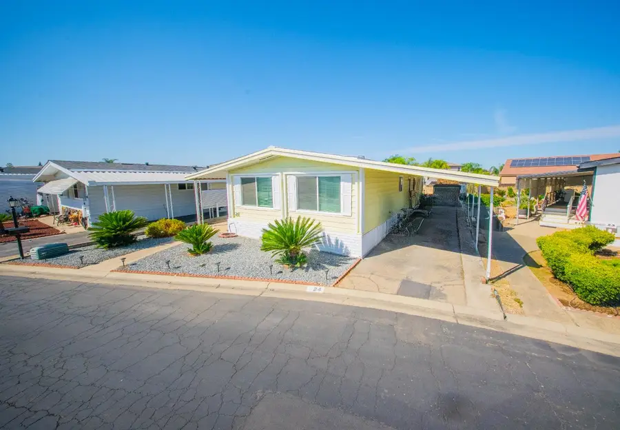 371 Bethel Avenue #24, Sanger, CA 93657 - #3