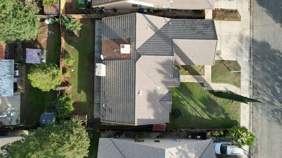 1910 E Eclipse Avenue, Fresno, CA 93720 - #3