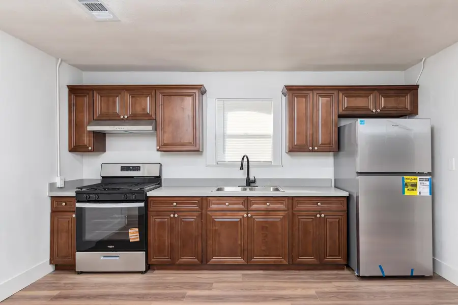 12283 E Dinuba Avenue, Selma, CA 93662 - #2