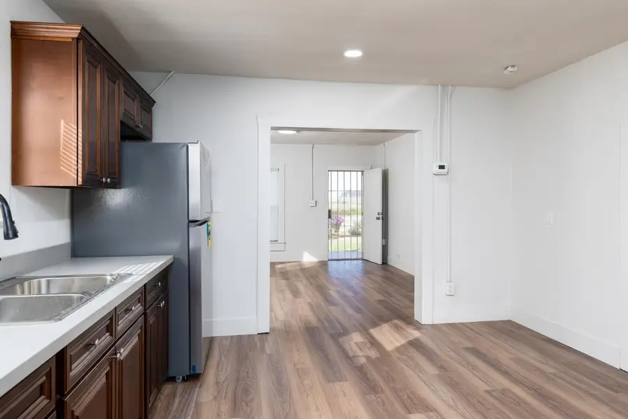 12283 E Dinuba Avenue, Selma, CA 93662 - #3