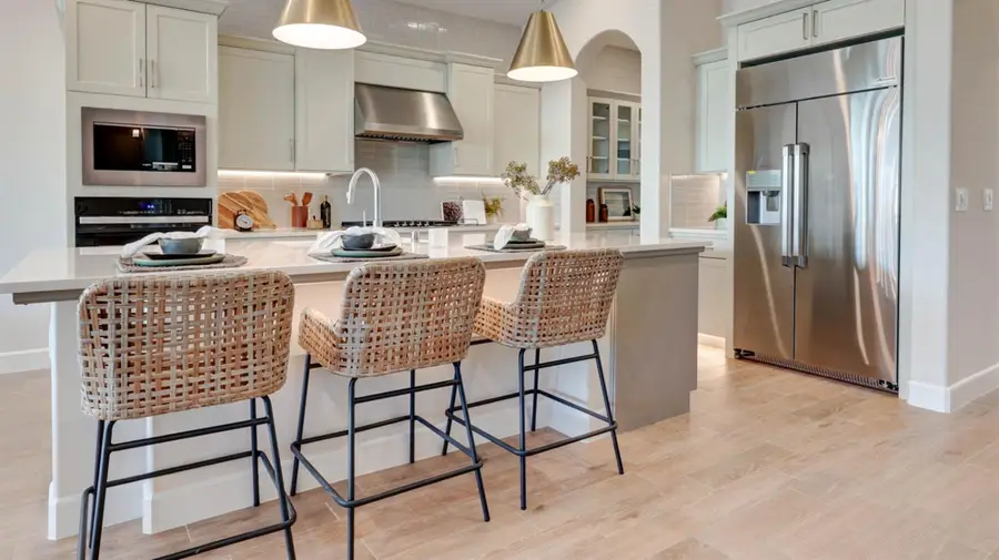 1687 N Blackwood Avenue, Clovis, CA 93619 - #2