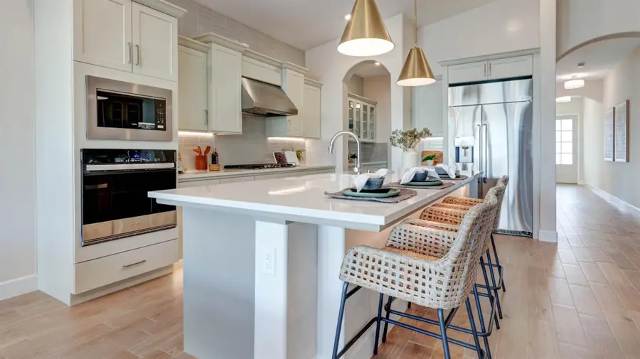 1687 N Blackwood Avenue, Clovis, CA 93619 - #3