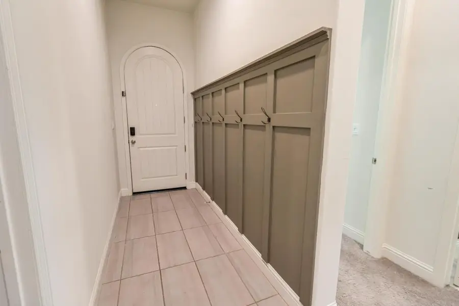 2051 Sierra Avenue, Clovis, CA 93611 - #2