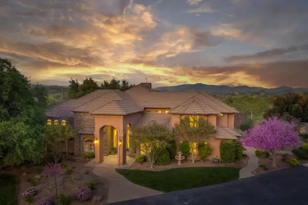 16115 Deer Path Lane, Clovis, CA 93619