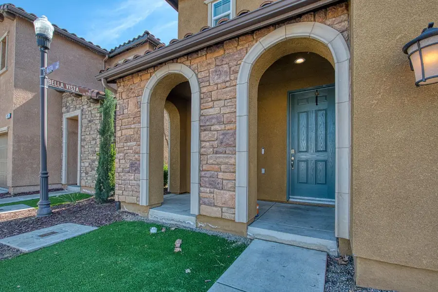 1286 Piazza Lane, Clovis, CA 93612 - #2
