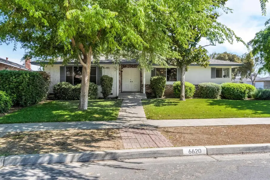 6620 N Dearing Avenue, Fresno, CA 93710 - #3