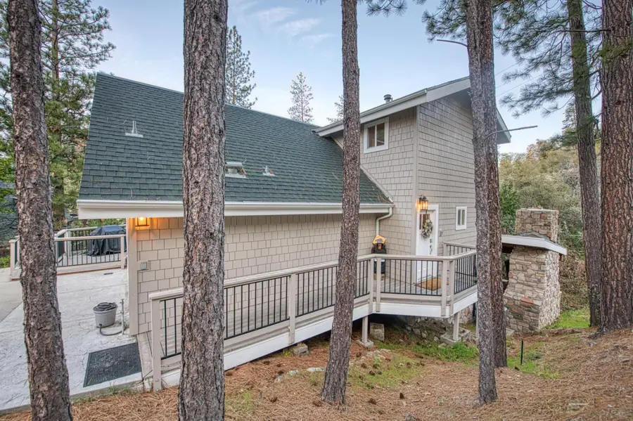 37748 Marina View Drive, Bass Lake, CA 93730 - #3